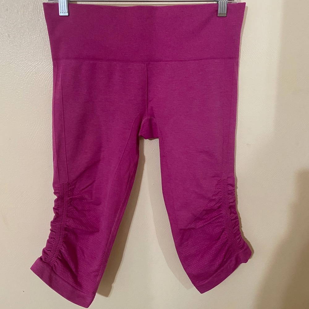 Lululemon seamless leggings size 8